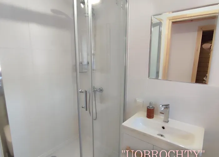 乌奥布洛提民宿 *