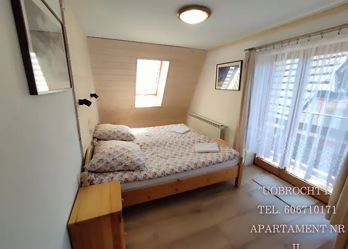 乌奥布洛提民宿 *